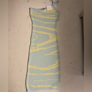 NWT!!! Blue and Yellow Patterned Knit Dress